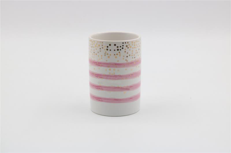 Veja 8 ideias simples para organizar banheiro pequeno 13 Porta Escova de Dente 75x115cm Dia Coisas Coisinhas 1726056