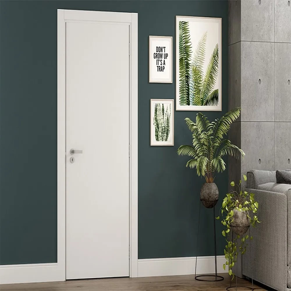 Foto 2 de Folha Porta Lisa Colmeia Primer Branco 210x62 Vert