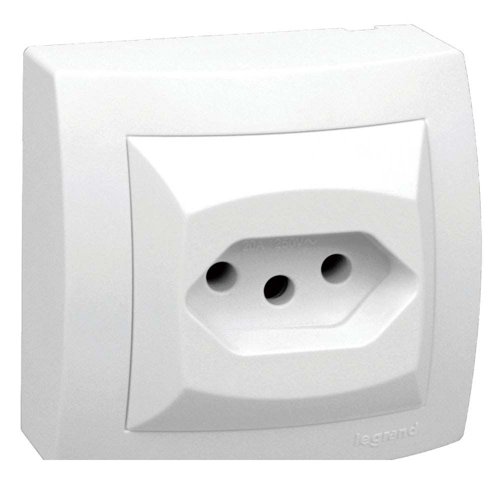 Conheça os principais tipos de tomadas e interruptores e saiba como escolher 14 Tomada 20A sistema X branca bivolt Pial
