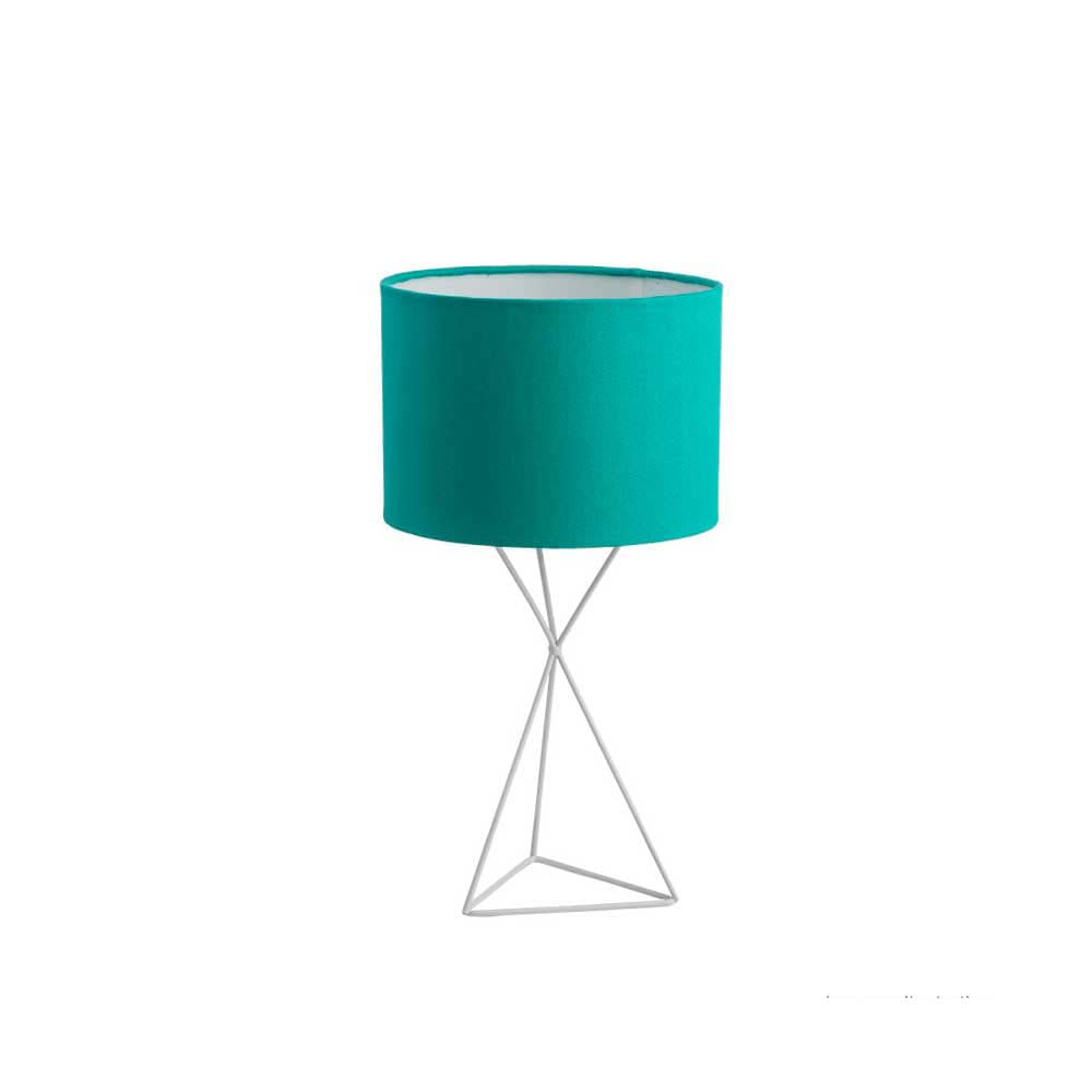 5 inspirações de luminárias de mesa para decorar escritório 4 Luminaria de mesa base triangular 40W E27 tiffany LS Ilumina