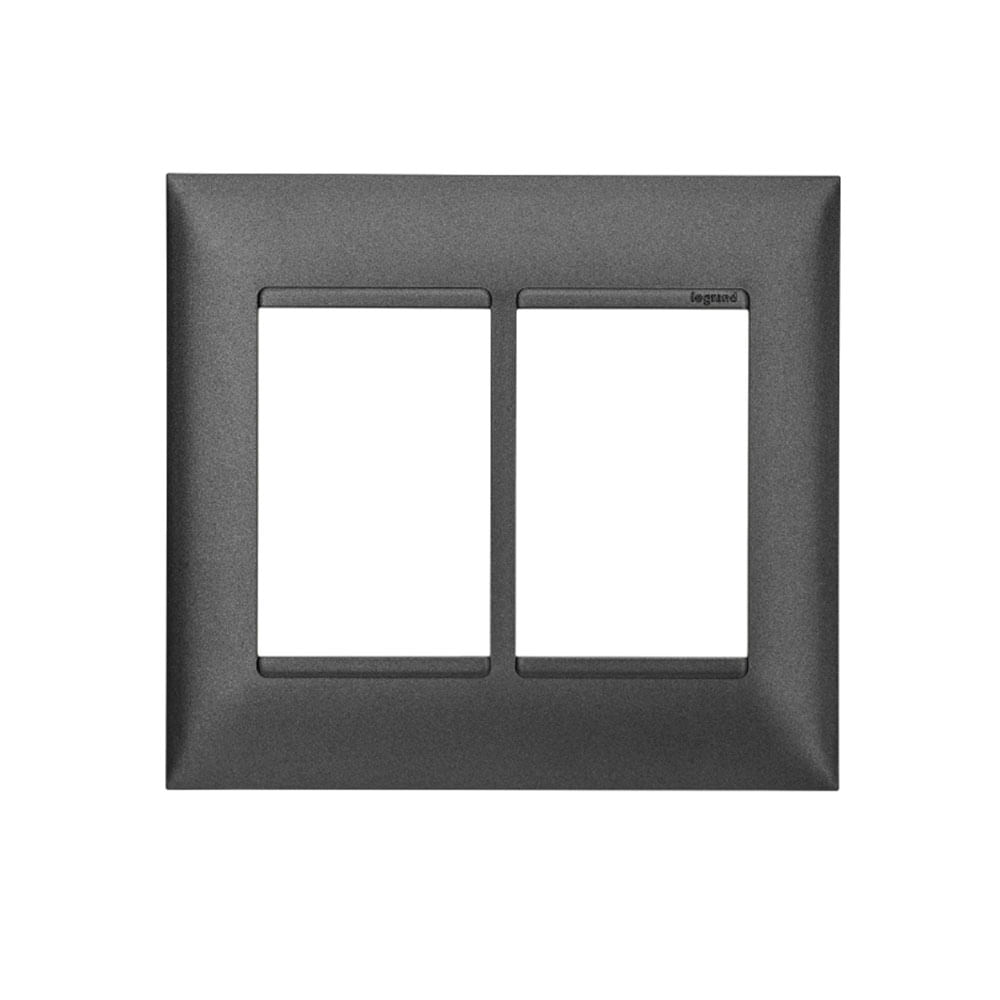Placa 33 Postos 4x4 Preto Onix Metalizado Protegido Contra Amarelamento Ocasionado Pela Ação De Raios Ultravioletas 618516po Pial Plus Legrand